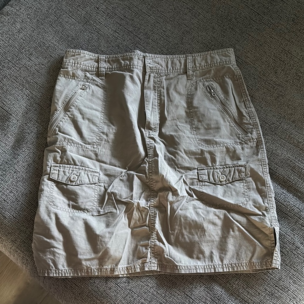 Women’s Beige Cargo Skirt